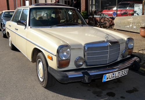 1976 Mercedes 300B